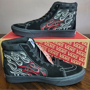 Vans comfycush sk8-hi ignition flame Men’s 8.5 Women’s 10